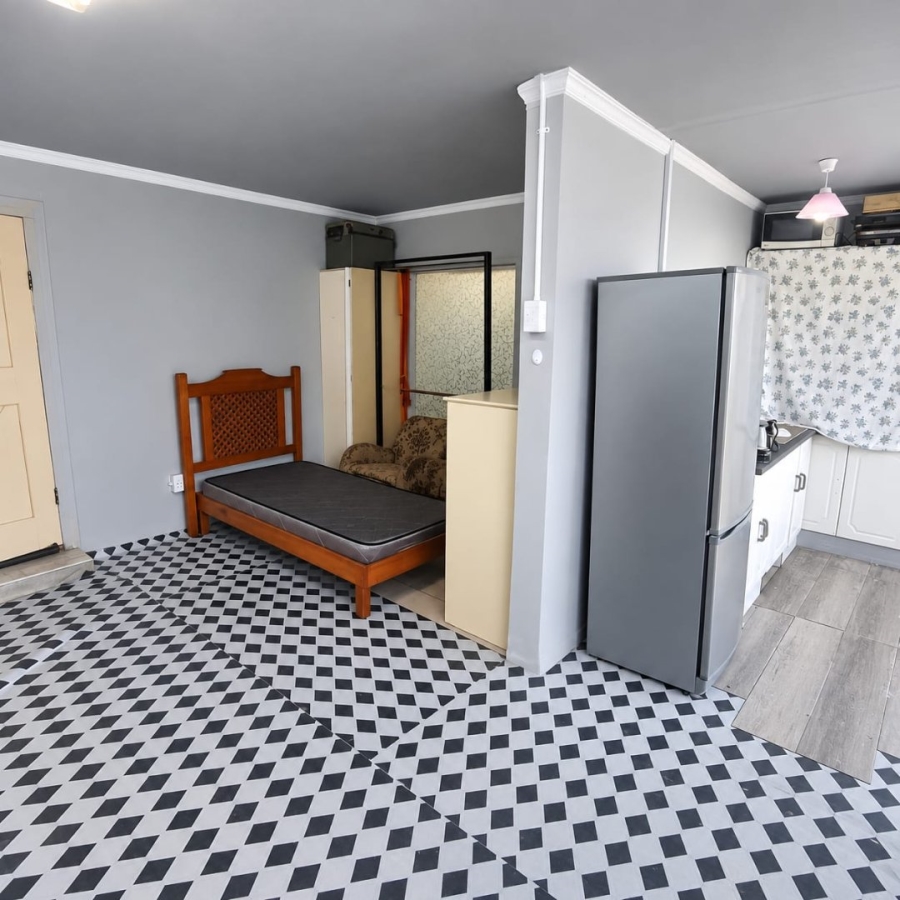 3 Bedroom Property for Sale in Cambridge Eastern Cape